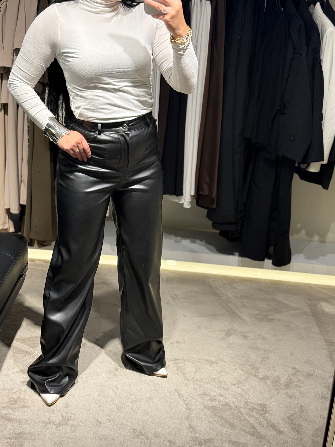 Siyah yüksek bel deri pantolon 